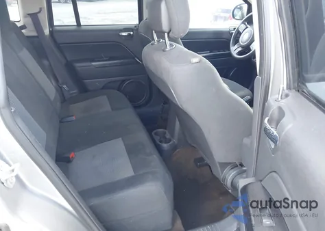 2016 Jeep Compass Sport из США, поврежденный, VIN 1C4NJCBA8GD681599